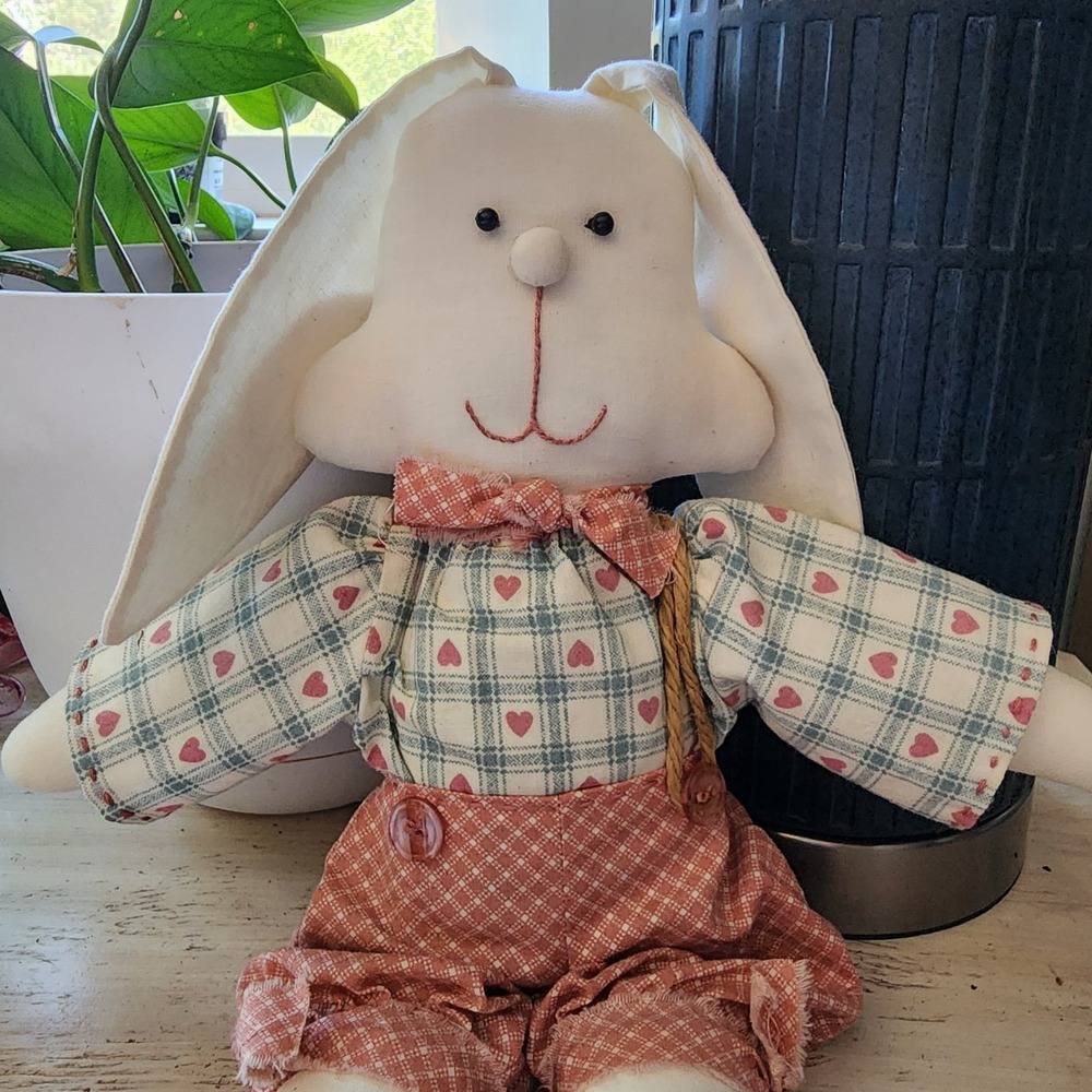Vintage Handmade Bunny Decor Cottagecore Americana Folk Art Farmhouse Easter 15"